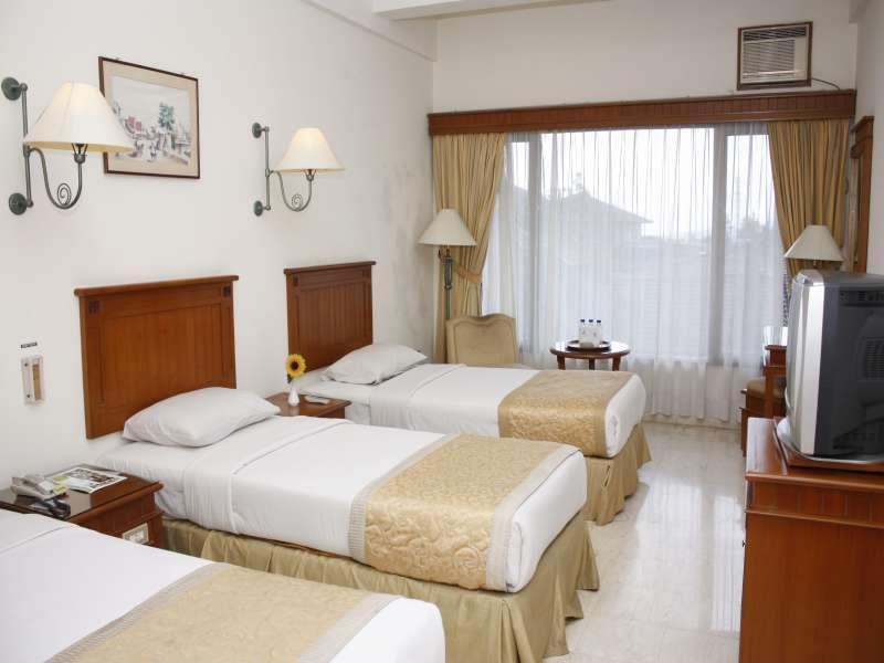 Hotel Parama Пунчак Экстерьер фото